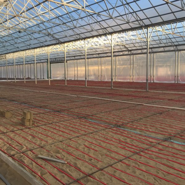 jardines de la vista agradable en la instalación de calefacción por suelo radiante de biotherm solutions